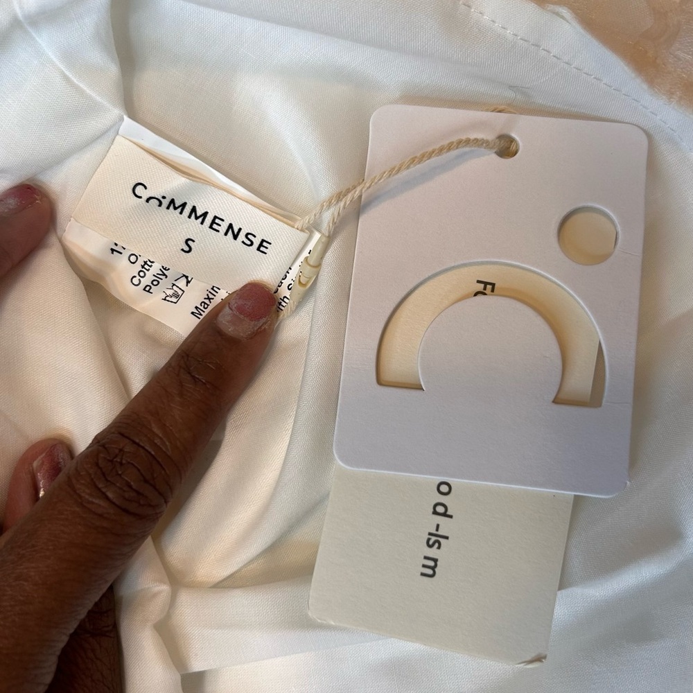 Commense NWT Semi-Sheer Solid Square Neckline Sho… - image 3